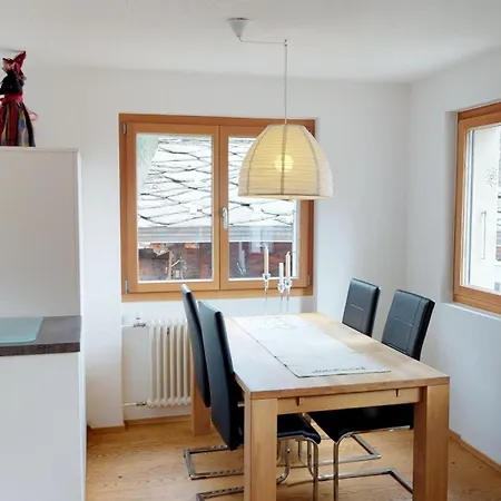 Burgen Apartment *